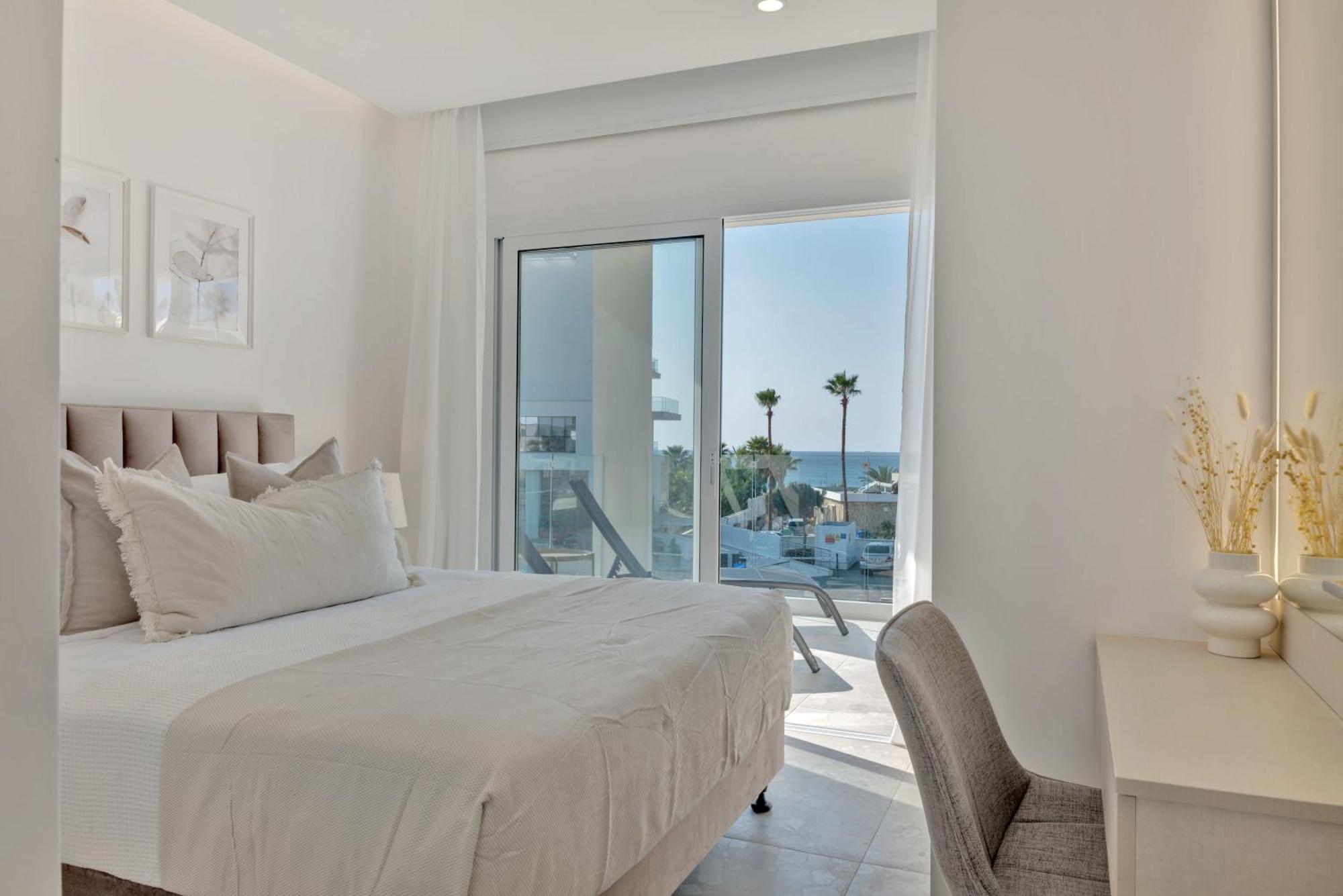 Апартаменты Phaedrus Living: Seaview Luxury Flat Limnaria 150 Пафос Экстерьер фото